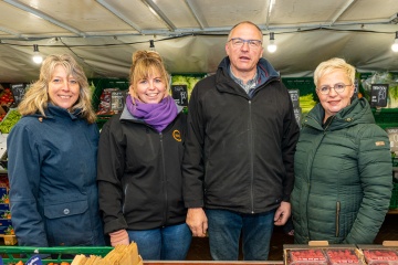 Scholten Groente en Fruit iedere week op de Warenmarkt Emmen 